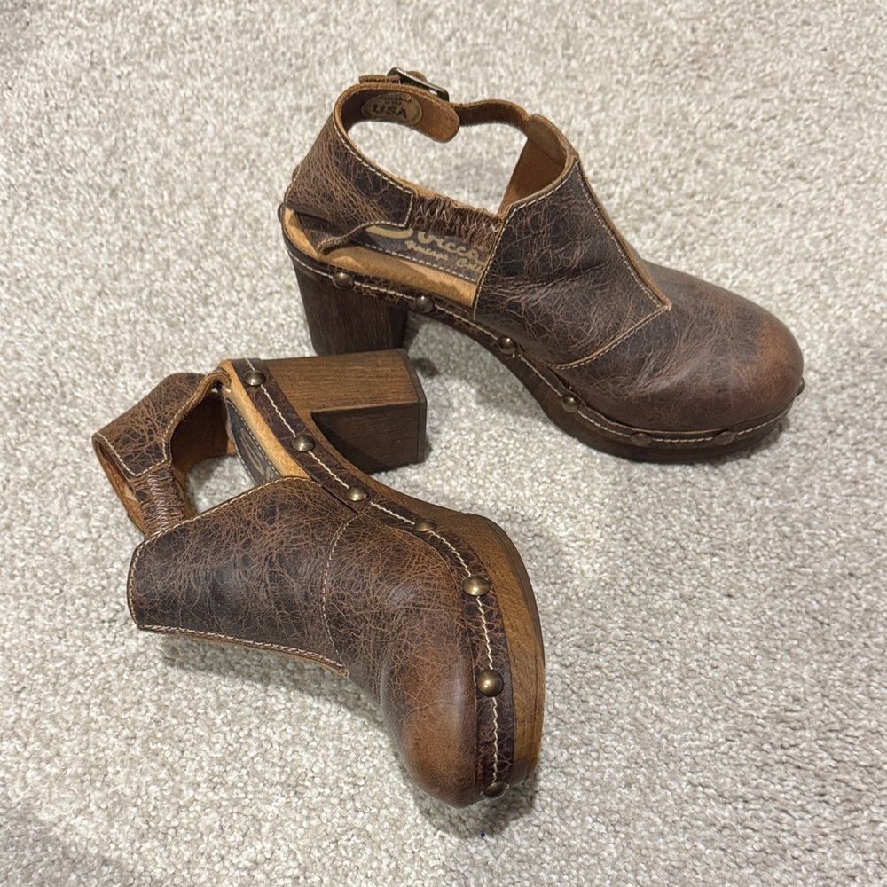 Brown Leather Women's Clogs